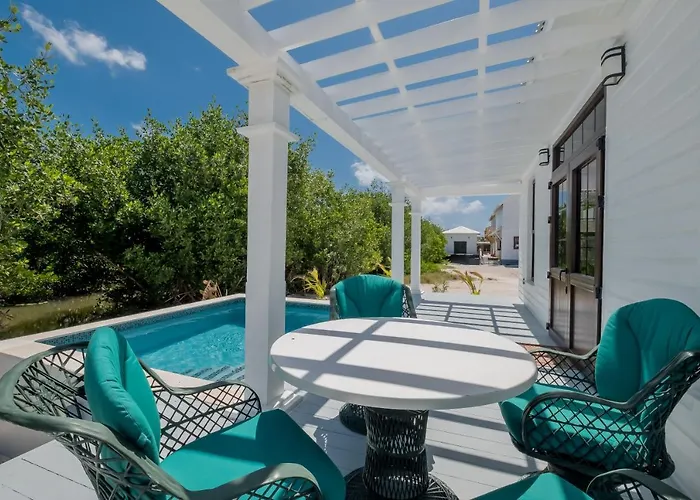 Caribbean Vacation And The Poolclub At Mahogany! * San Pedro (Ambergris Caye)