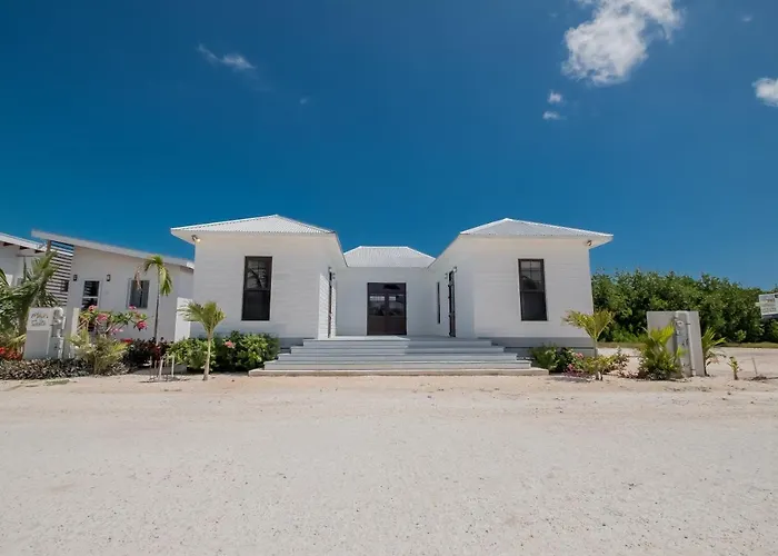 Caribbean Vacation And The Poolclub At Mahogany! Holiday home San Pedro (Ambergris Caye)