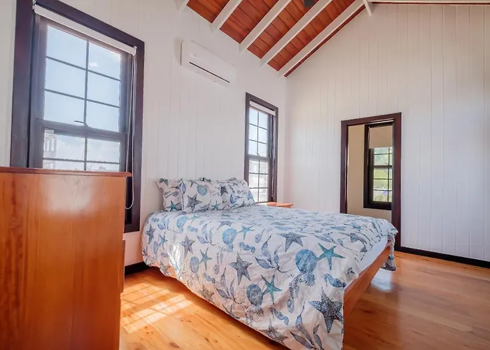 Caribbean Vacation And The Poolclub At Mahogany! Holiday home *