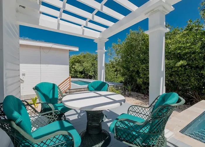 Caribbean Vacation And The Poolclub At Mahogany!