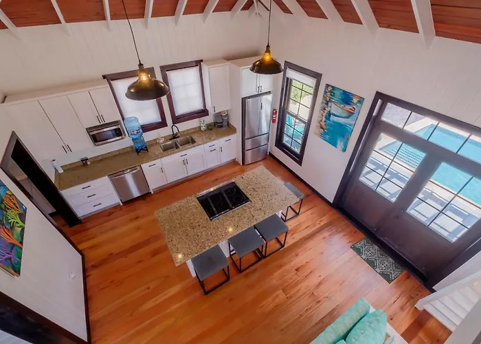 Caribbean Vacation And The Poolclub At Mahogany! Holiday home